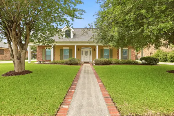 111 Louis Dr, Houma, LA 70364