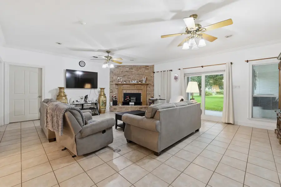 111 Louis Dr, Houma, LA 70364 - #2