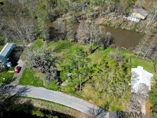 18516 Manchac Point Rd, Prairieville, LA 70769