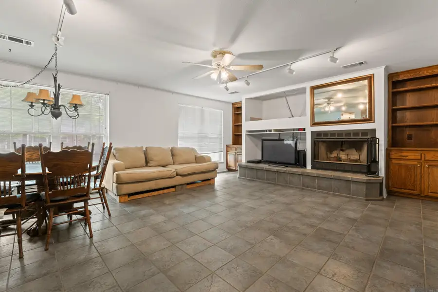 1831 Denver Dr, Baton Rouge, LA 70810 - #3
