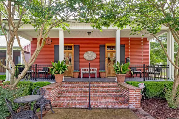 210 Louisiana St, New Roads, LA 70760