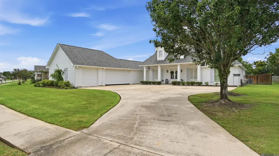 17628 Lake Vista Dr, Greenwell Springs, LA 70739 - #2