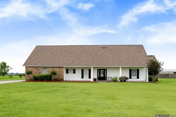 4633 Cherrywood St, Port Allen, LA 70767