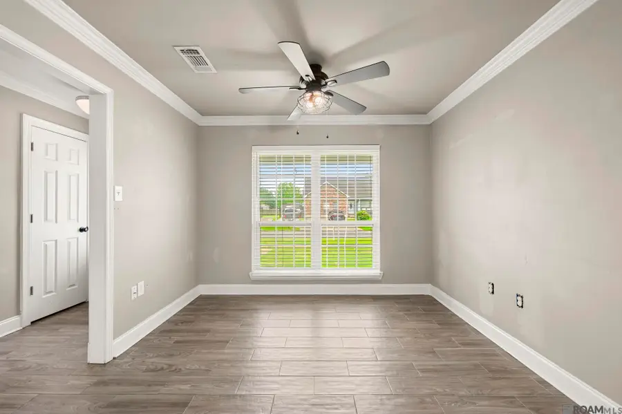 15013 Point Chenier Ave, Baton Rouge, LA 70817 - #2