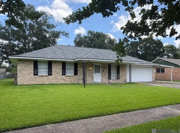 525 Bonnie Jean Dr, Baton Rouge, LA 70819