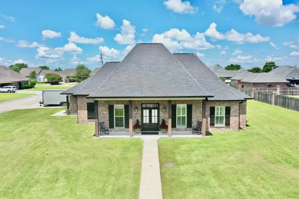 171 Smithfield, Thibodaux, LA 70301