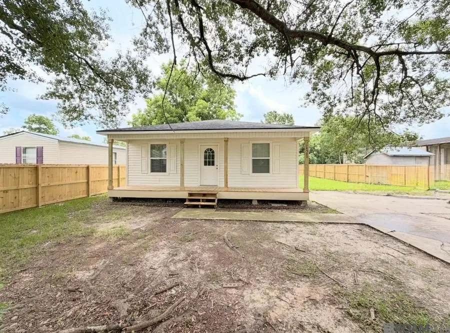 14502 Oak Meadow St, Gonzales, LA 70737 - #2