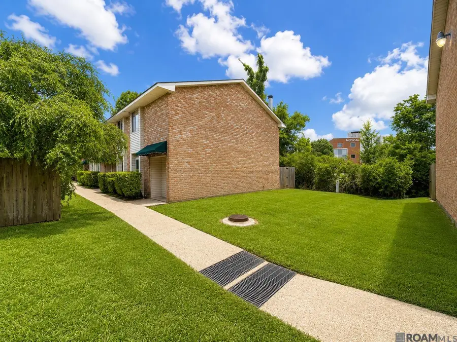 920 W Tony St #12D, Gonzales, LA 70737 - #2