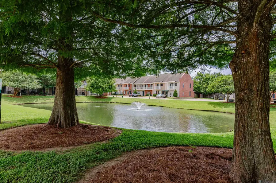 5230 Arlington Ct, Baton Rouge, LA 70820 - #2