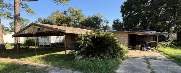 1703 Juanita St, New Iberia, LA 70560