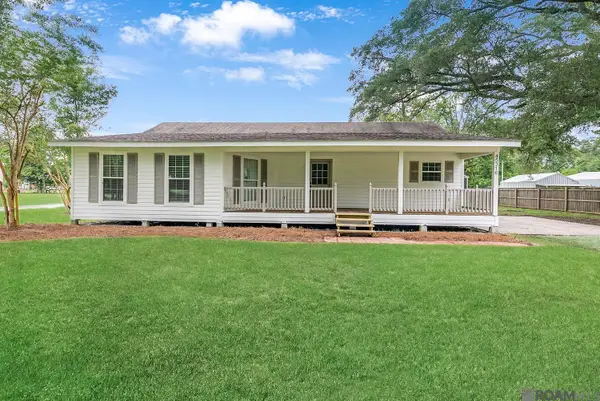 45316 Gold Place Rd, St Amant, LA 70774