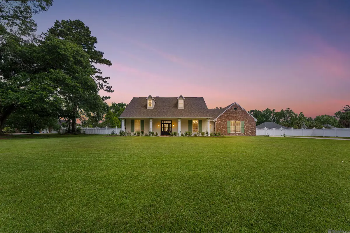 37258 Perkins Rd, Prairieville, LA 70769 - #1