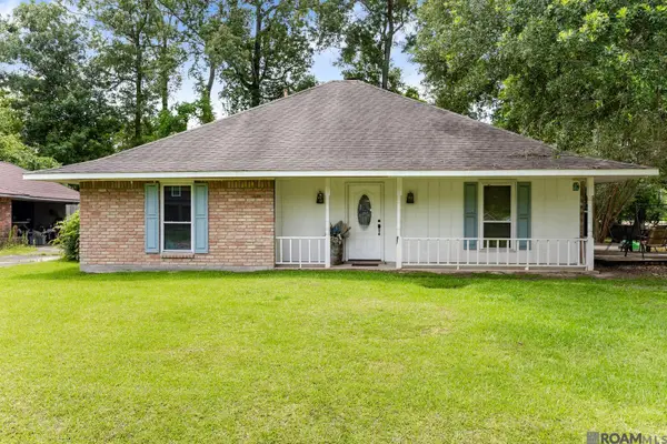 11845 Alamo Dr, Baton Rouge, LA 70818