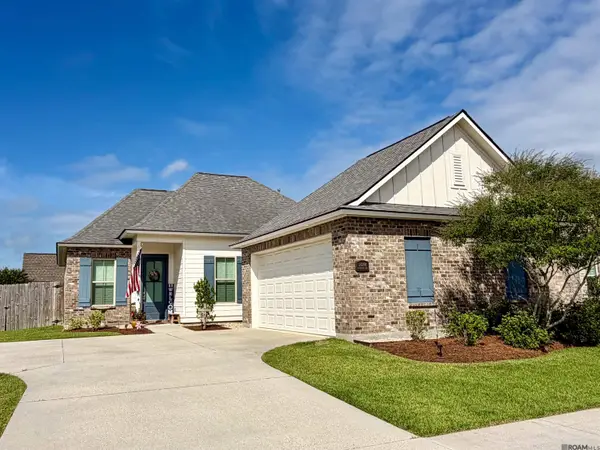 24290 Cliftmere Ave, Plaquemine, LA 70764
