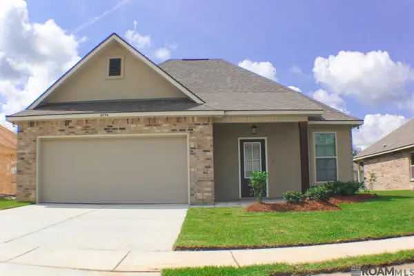8774 Redwood Lake Blvd, Zachary, LA 70791