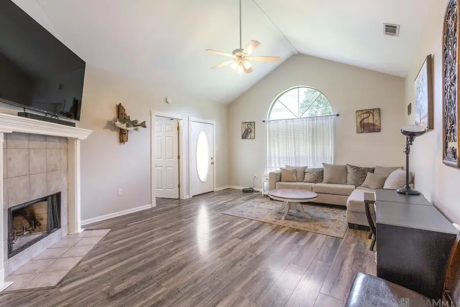 36059 Cheray Dr, Denham Springs, LA 70706 - #3