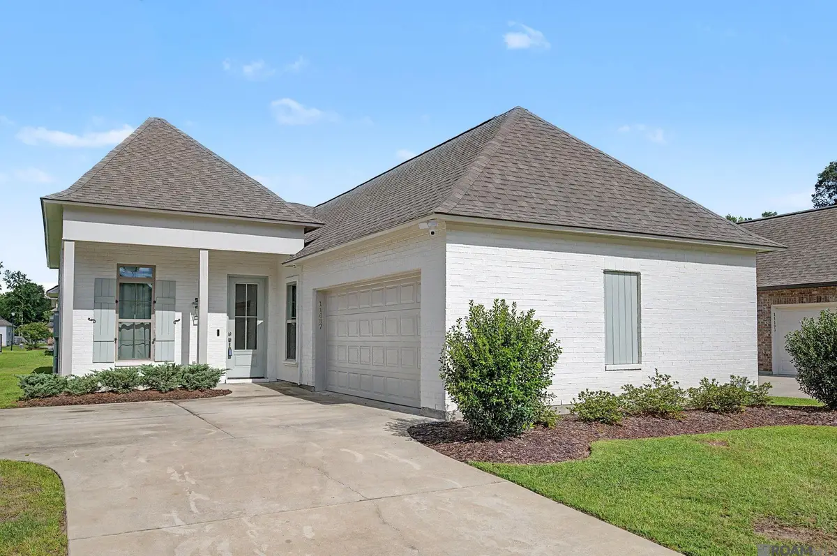 11687 Hideaway St, Denham Springs, LA 70726 - #1