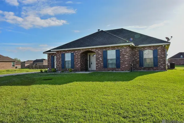 121 Therease Drive, Vacherie, LA 70090
