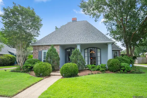 1532 Plantation Oak Dr, Baton Rouge, LA 70810