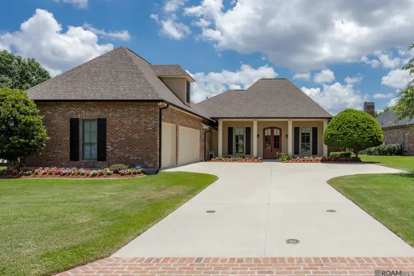 6060 Royal Palms Ct, Gonzales, LA 70737