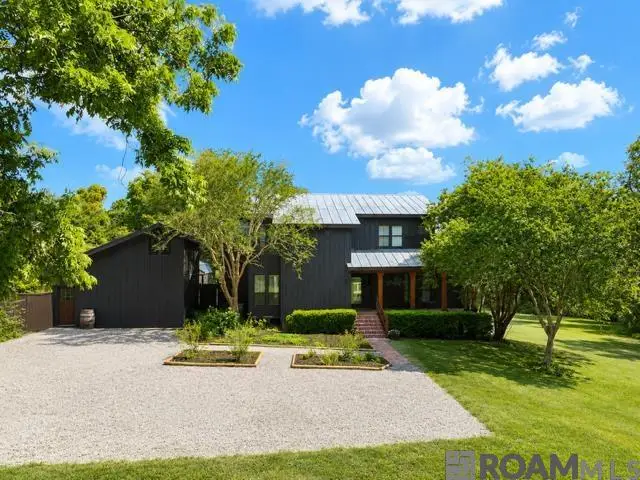 16488 E Spanish Oaks Ct, Prairieville, LA 70769 - #1