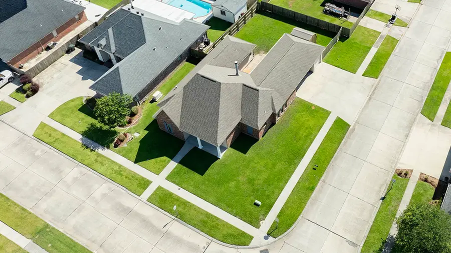 173 Camille Dr, Houma, LA 70360 - #3