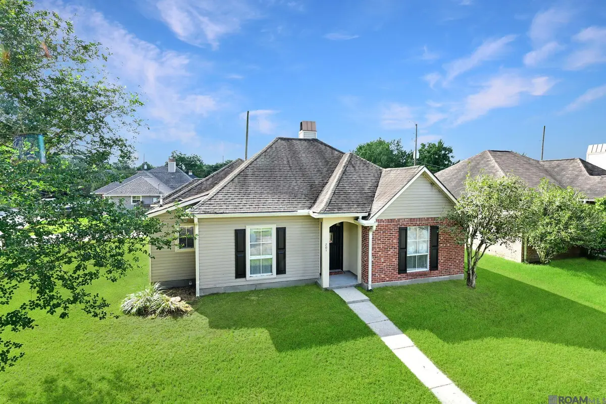 201 Briarhaven Dr, Baton Rouge, LA 70810 - #1