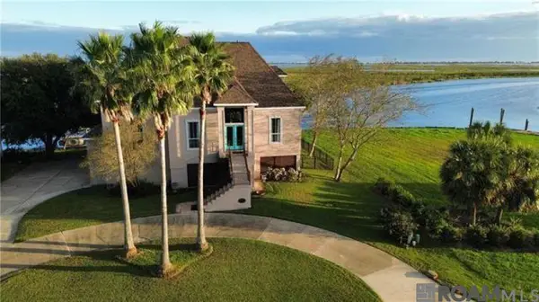 1056 Peninsula Drive, Slidell, LA 70460
