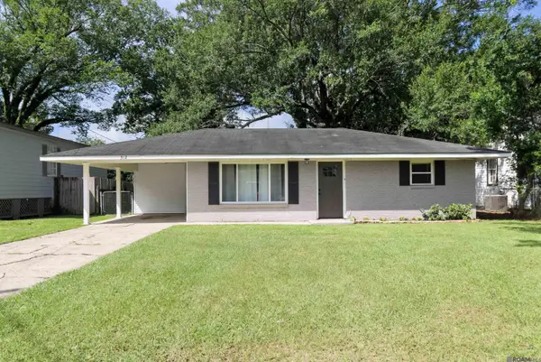 312 Pinoak St, Denham Springs, LA 70726