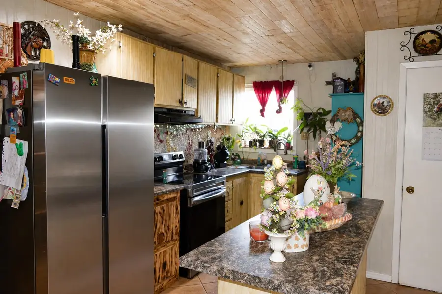 147 Redwood St, Labadieville, LA 70372 - #3