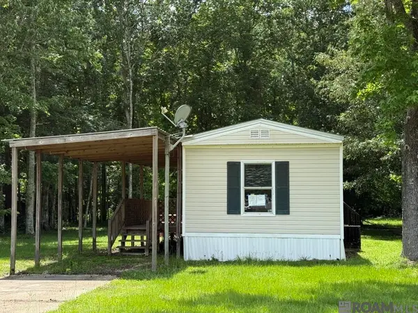 20253 Buckhorn Dr, Zachary, LA 70791