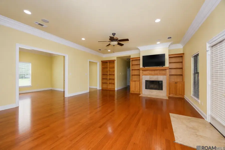 242 Buffwood Dr, Baker, LA 70714 - #2