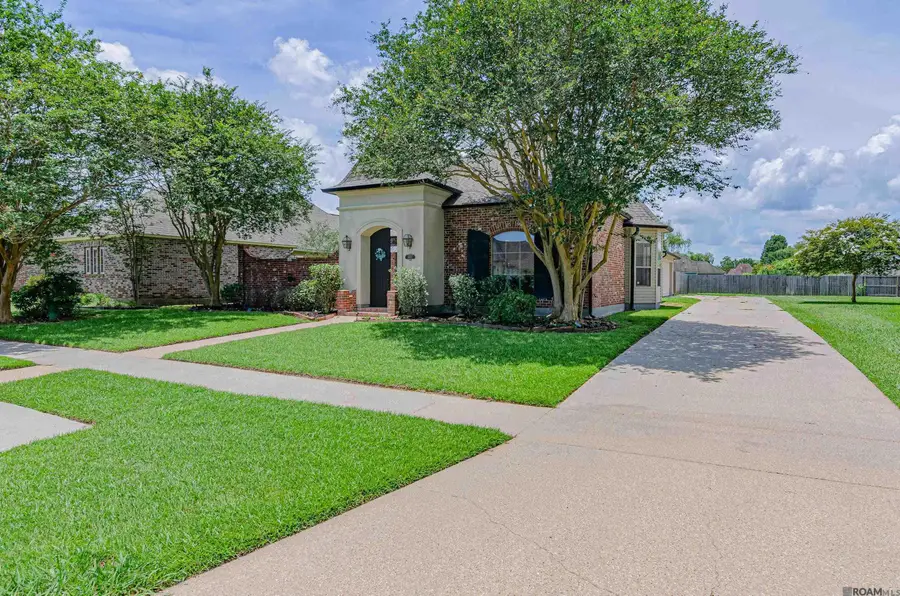 10837 Hillmont Ave, Baton Rouge, LA 70810 - #3