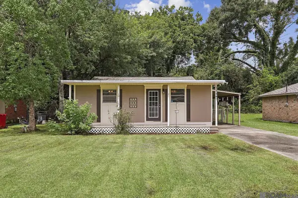 13467 Bayou Oak St, Gonzales, LA 70737