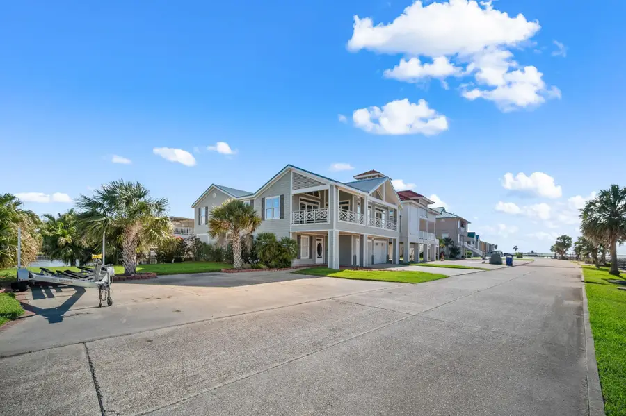 556 Bayview Dr, Cypremort Point, LA 70538 - #3