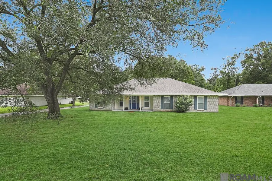 11052 Buxton Rd, Saint Amant, LA 70774 - #2