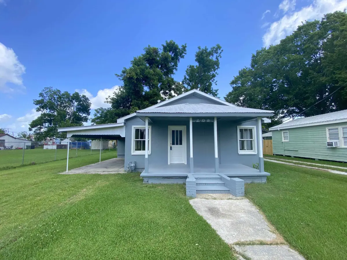209 Saint Paul St, Houma, LA 70364 - #1