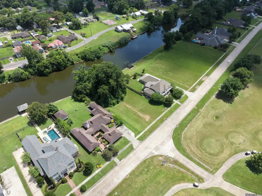 Island Dr, Plaquemine, LA 70764 - #3