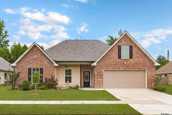 39240 Pelican Ln, Prairieville, LA 70769