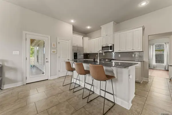 1705 S Gonzales Trace Ave, Gonzales, LA 70737