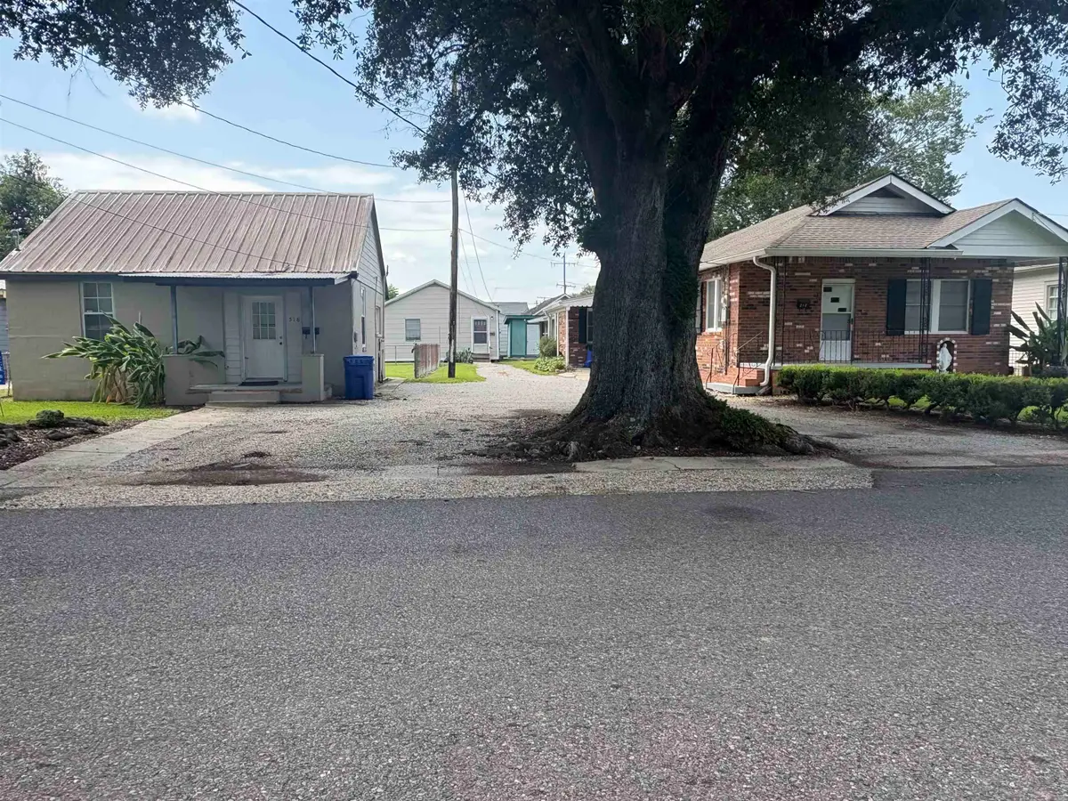 516 St Charles St, Thibodaux, LA 70301 - #1