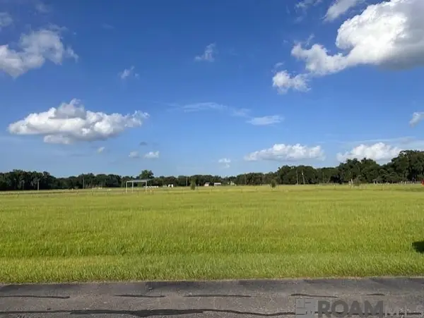 11036 Cessna St, Gonzales, LA 70737