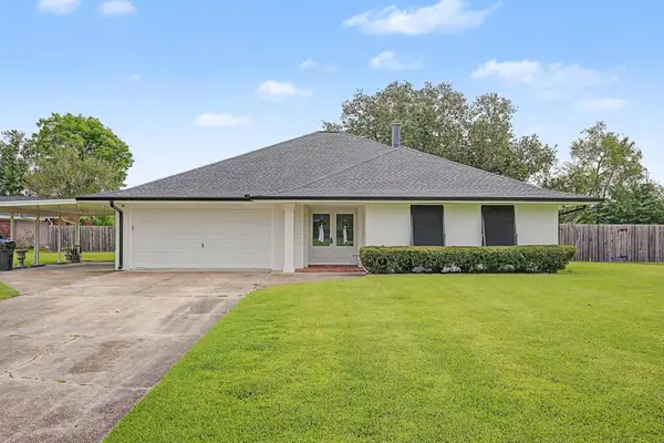 105 Cottonwood Dr, Houma, LA 70360