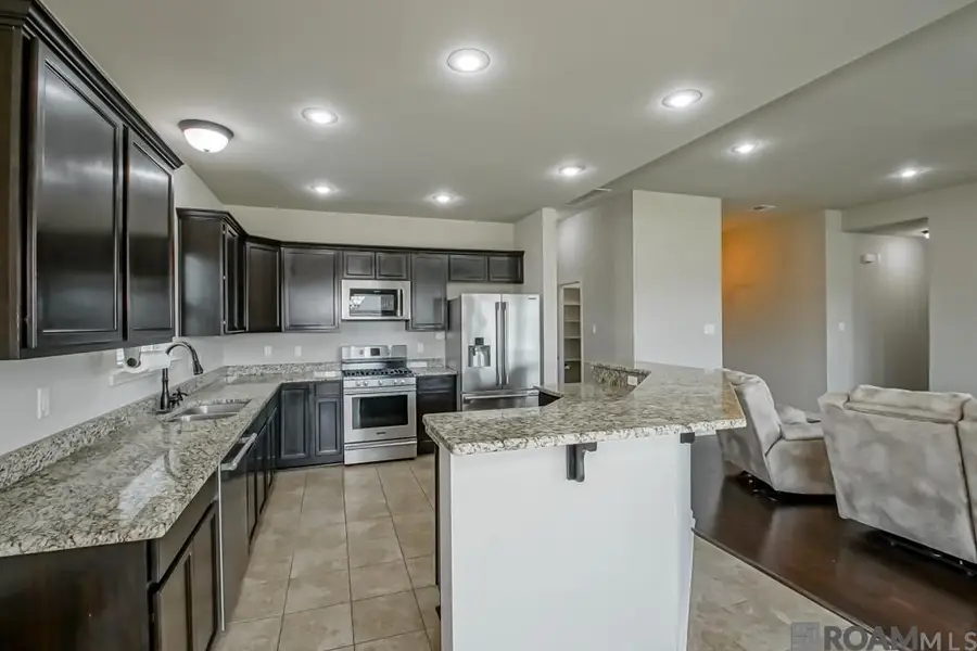 42453 Harborstone Ave, Prairieville, LA 70769 - #3