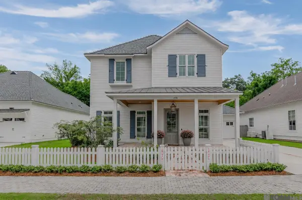 2736 Pointe-marie Dr, Baton Rouge, LA 70820