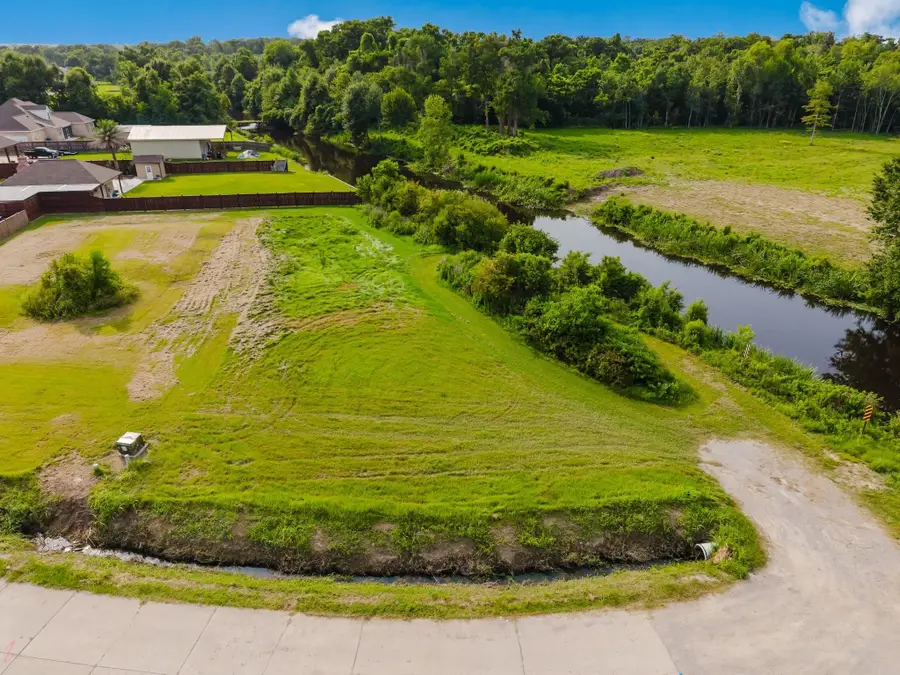 323 Buccaneer Road, Gray, LA 70359 - #2
