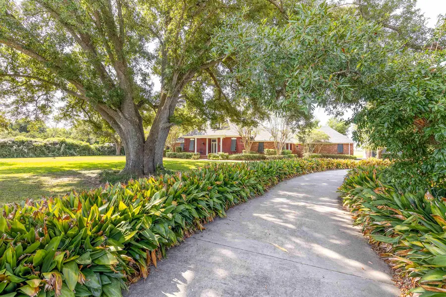 3590 Highway 1, Raceland, LA 70394 - #3