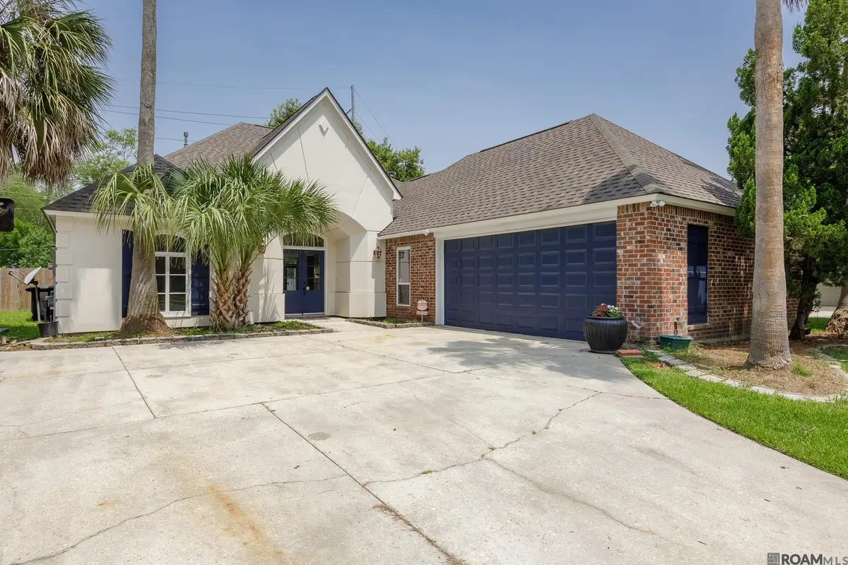 10417 Oakline Dr, Baton Rouge, LA 70809 - #1