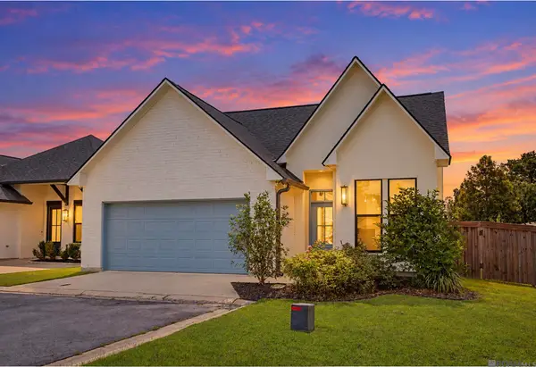 3861 Villa Michel Dr, Baton Rouge, LA 70817