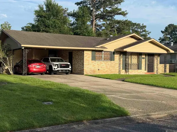 944 Savanna View Dr, Baton Rouge, LA 70810